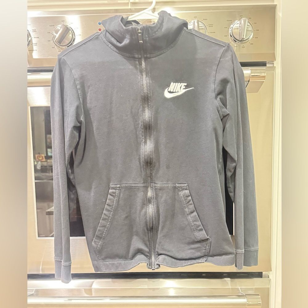 M32- Nike Black Hoodie with White Swoosh Tag
